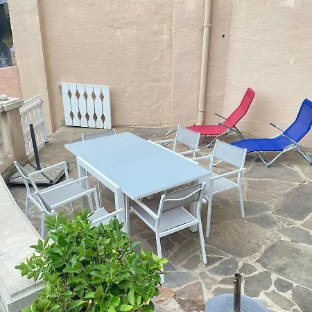 La Veille Apartment *